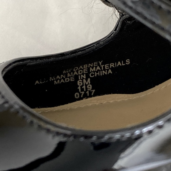 Marc Fisher Black Strappy Pointed Pumps (size 6M) - Picture 10 of 10